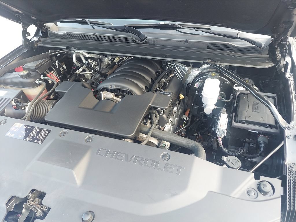 2016 Chevrolet Tahoe LS - Photo 25