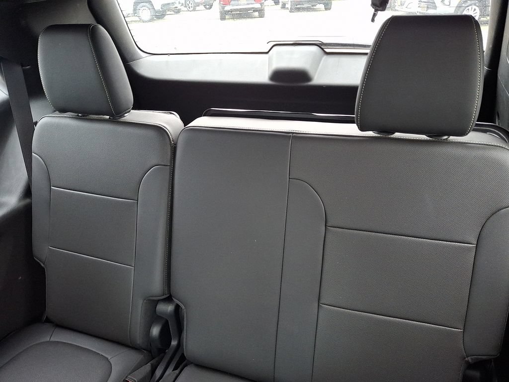 2023 Chevrolet Traverse Premier - Photo 11