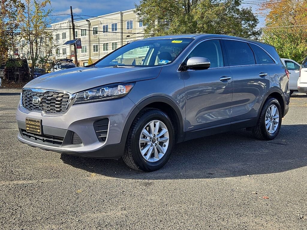 2020 Kia Sorento LX photo 3