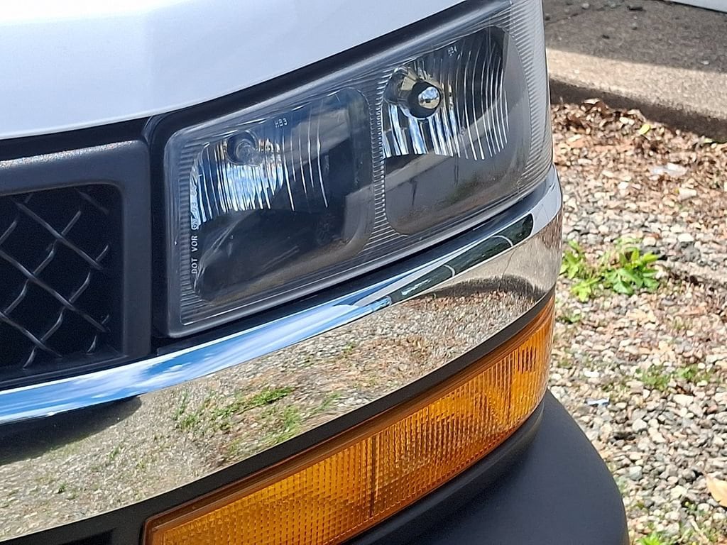 2024 Chevrolet Express Cargo Work Van - Photo 36
