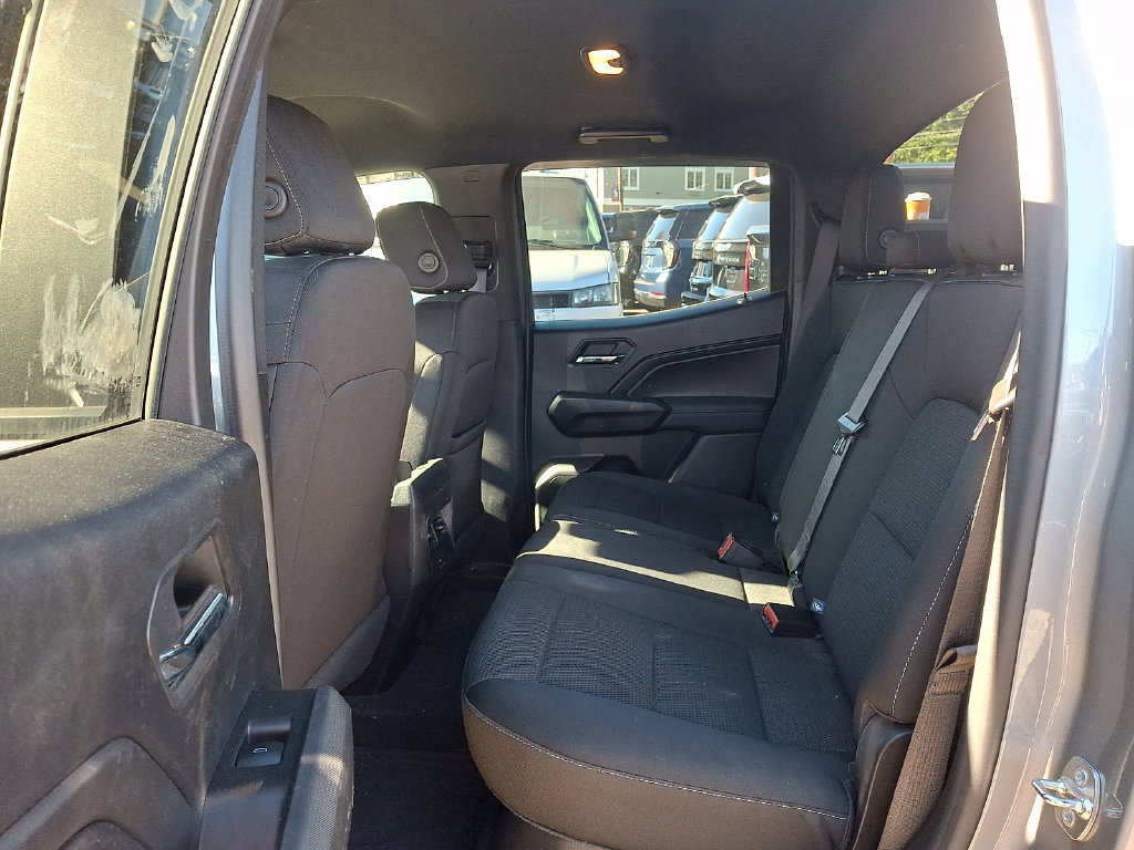 2024 Chevrolet Colorado LT - Photo 10