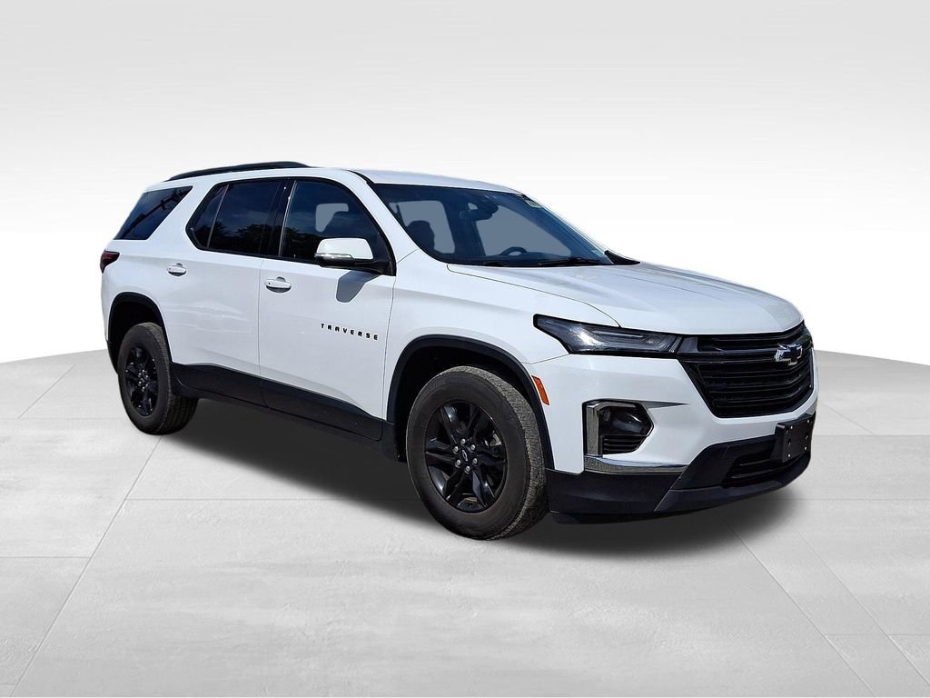 Used 2023 Chevrolet Traverse LT Cloth SUV