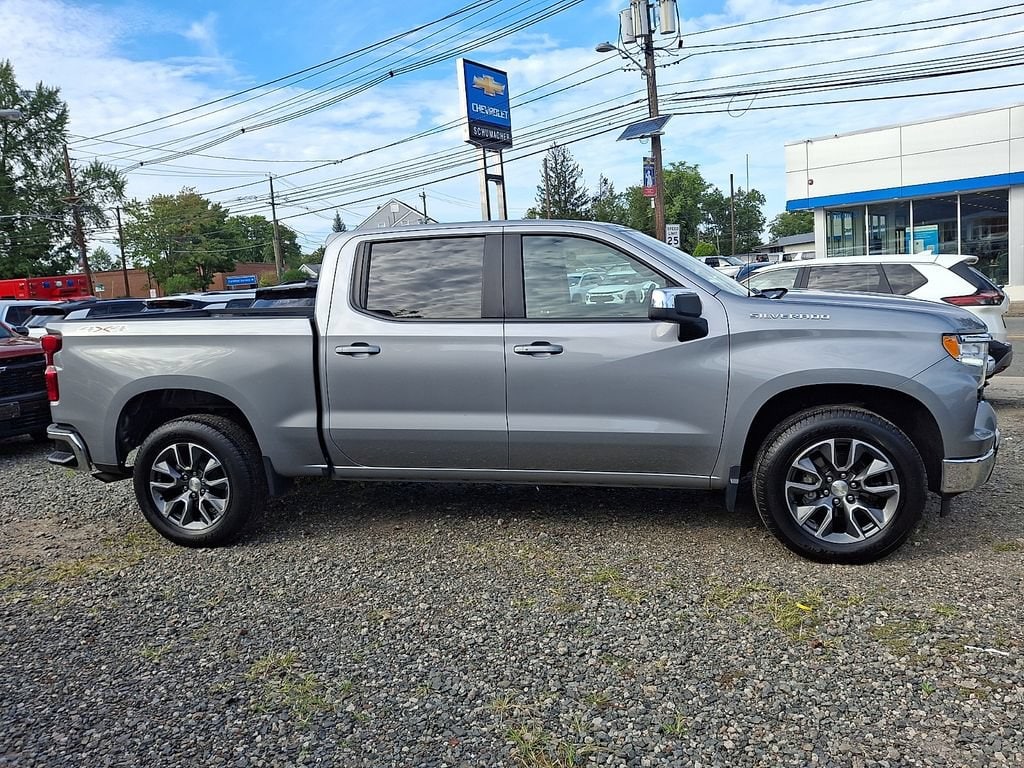 2024 Chevrolet Silverado 1500 LT - Photo 9