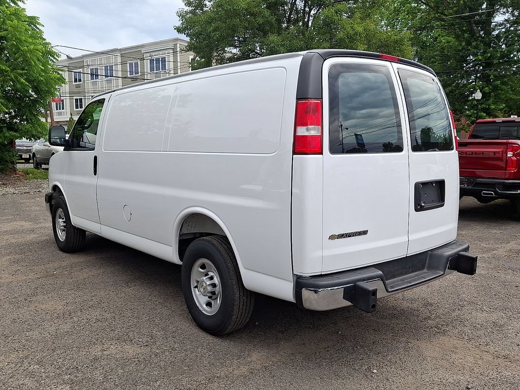 2025 Chevrolet Express Cargo Work Van - Photo 6