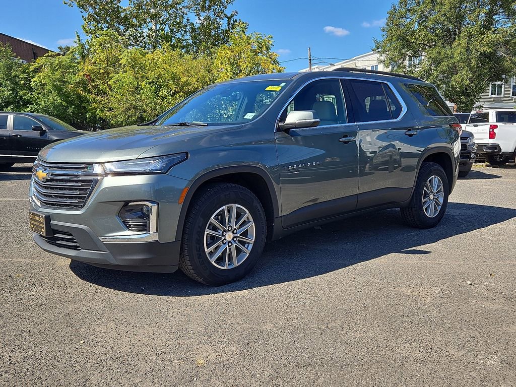 2022 Chevrolet Traverse Cloth photo 3