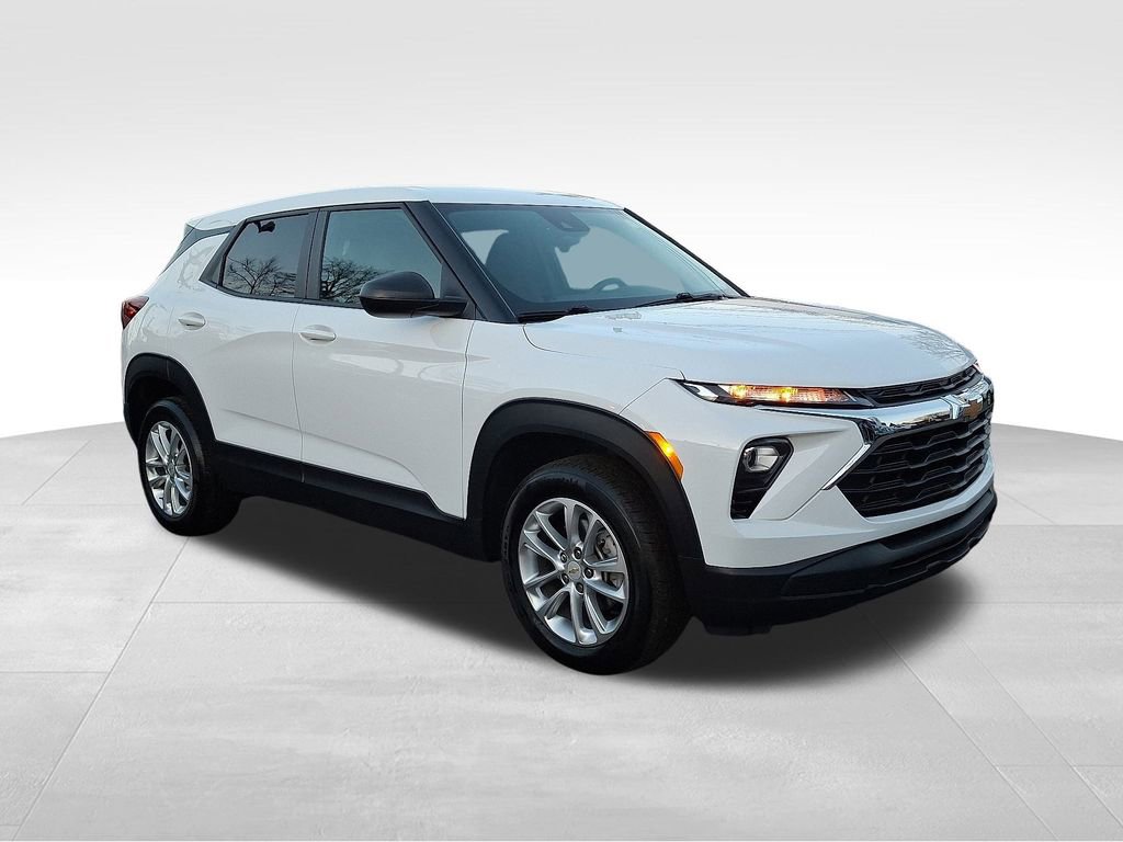 2024 Chevrolet TrailBlazer LS's photo