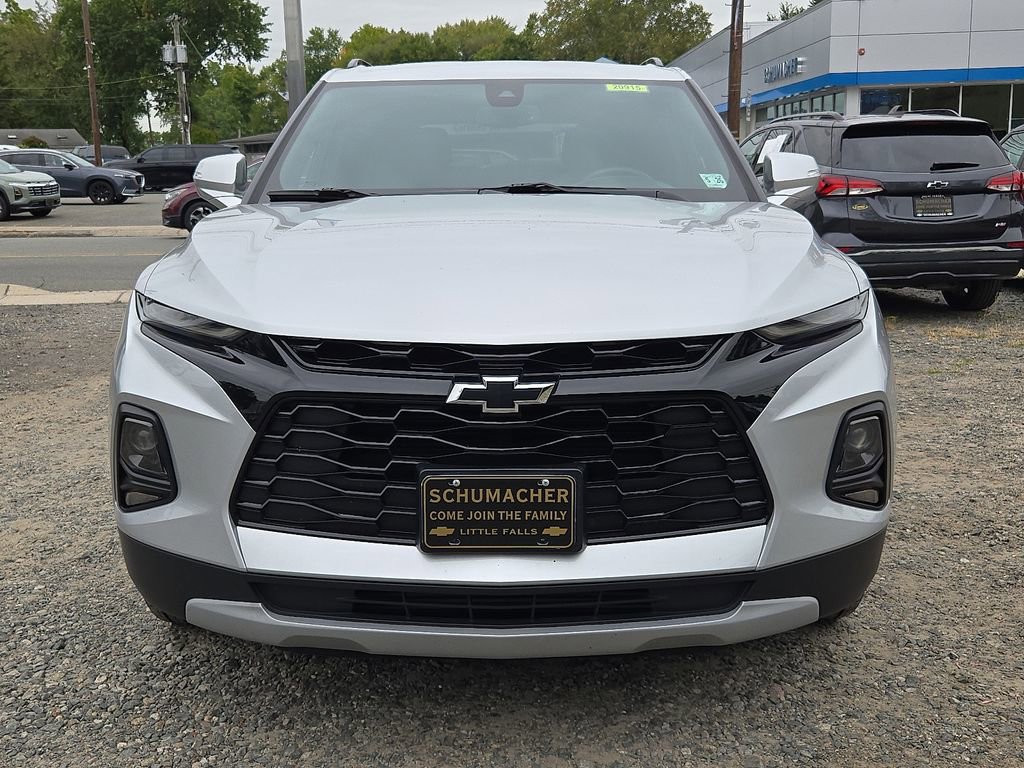 2022 Chevrolet Blazer 2LT photo 2