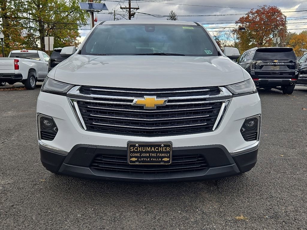 Used 2023 Chevrolet Traverse LT Cloth SUV