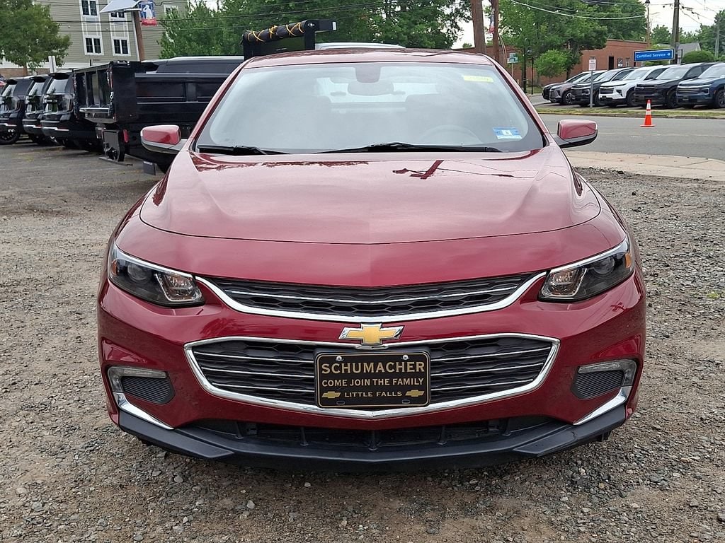 Used 2018 Chevrolet Malibu 1LT with VIN 1G1ZD5ST2JF102004 for sale in Little Falls, NJ