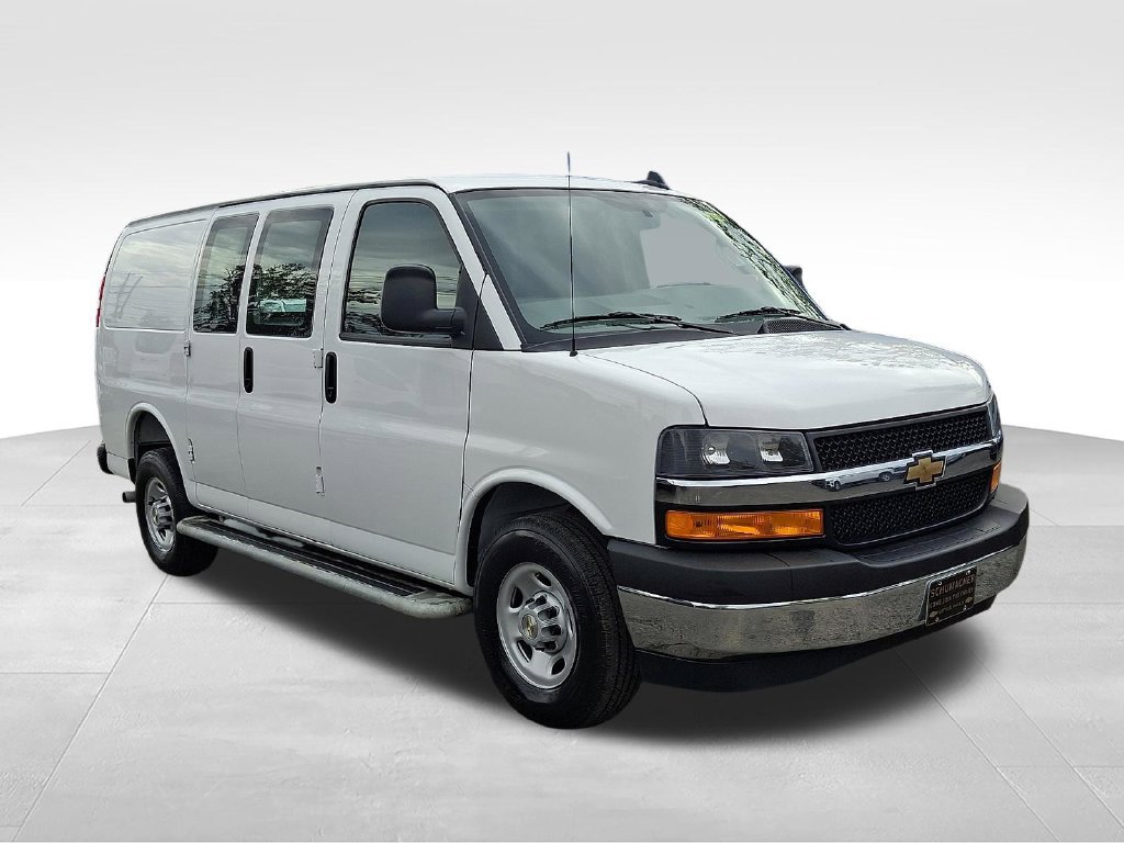 2025 Chevrolet Express Cargo