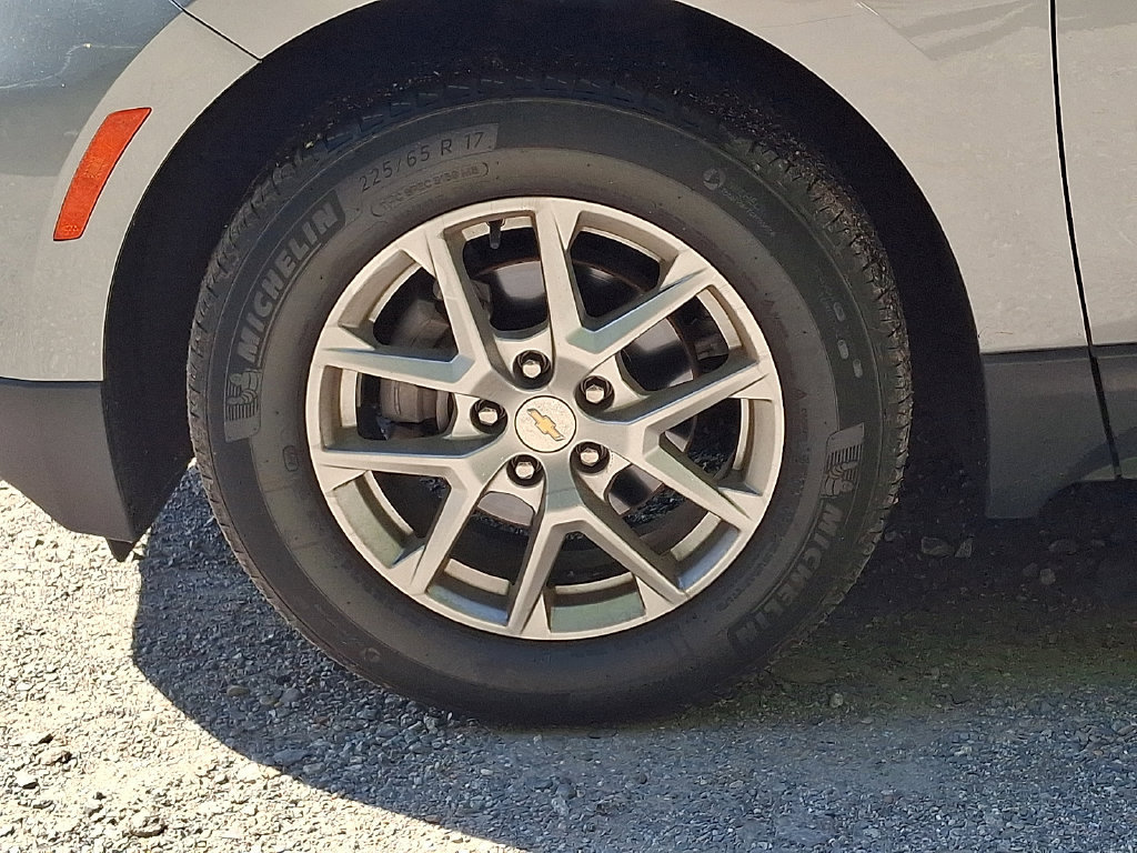 2024 Chevrolet Equinox LS - Photo 32