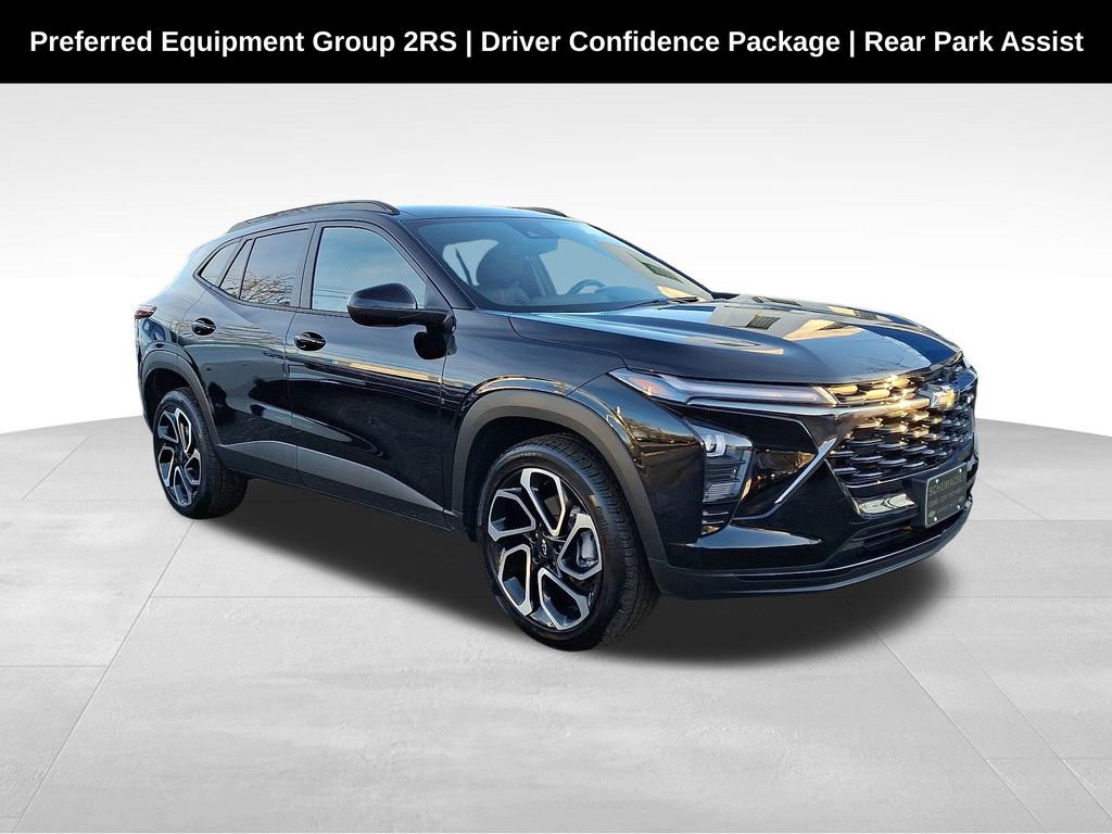 2025 Chevrolet Trax RS's photo