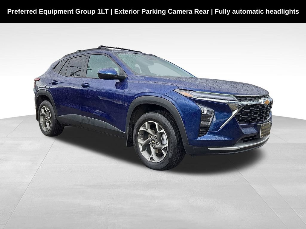 2024 Chevrolet Trax LT's photo