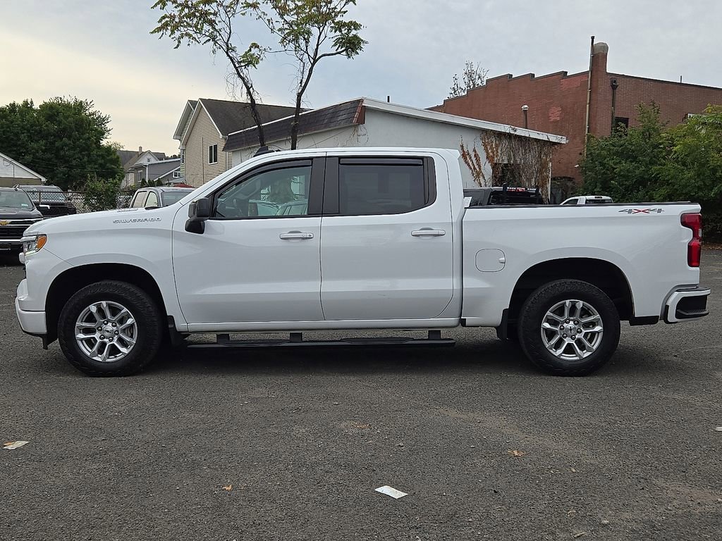 2023 Chevrolet Silverado 1500 RST photo 4