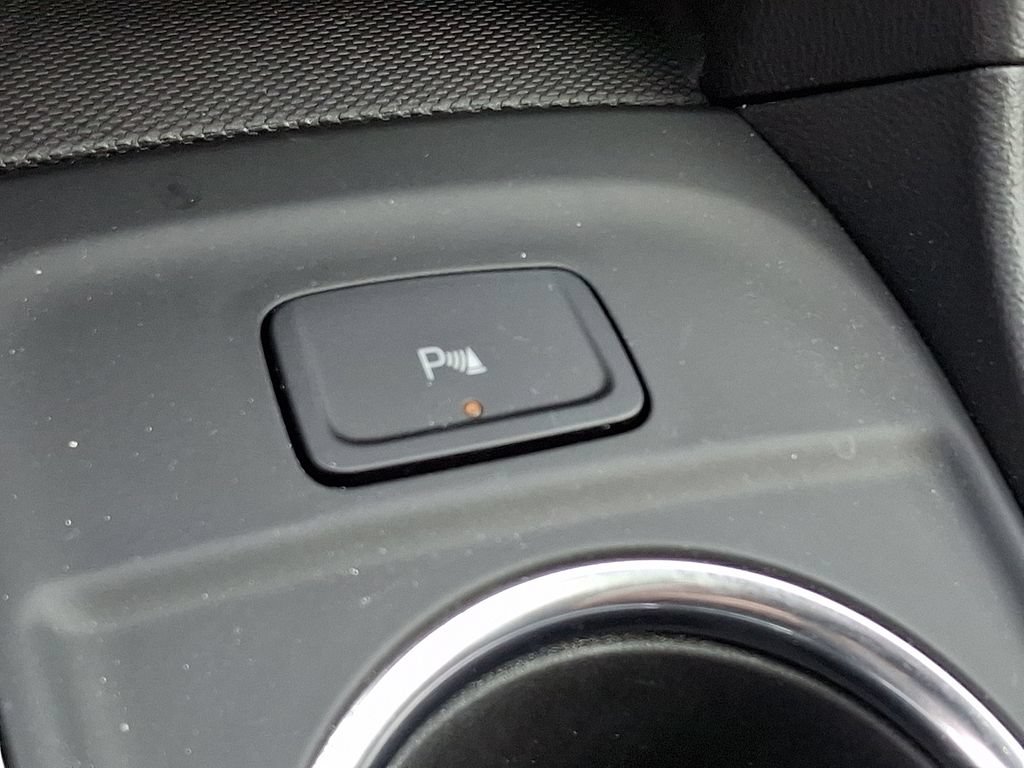 2023 Chevrolet Equinox LT - Photo 24