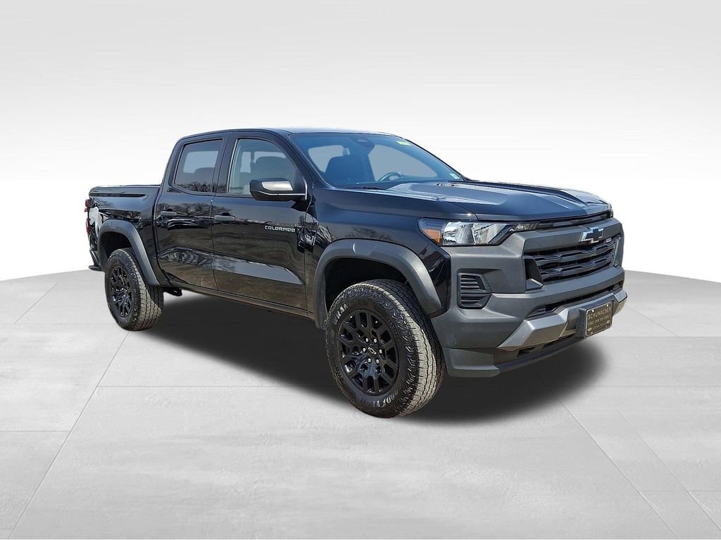 Used 2024 Chevrolet Colorado Trail Boss Truck Crew Cab