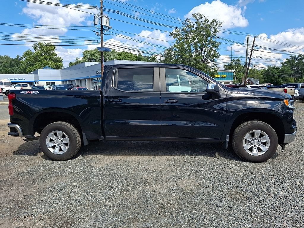 2023 Chevrolet Silverado 1500 LT - Photo 9