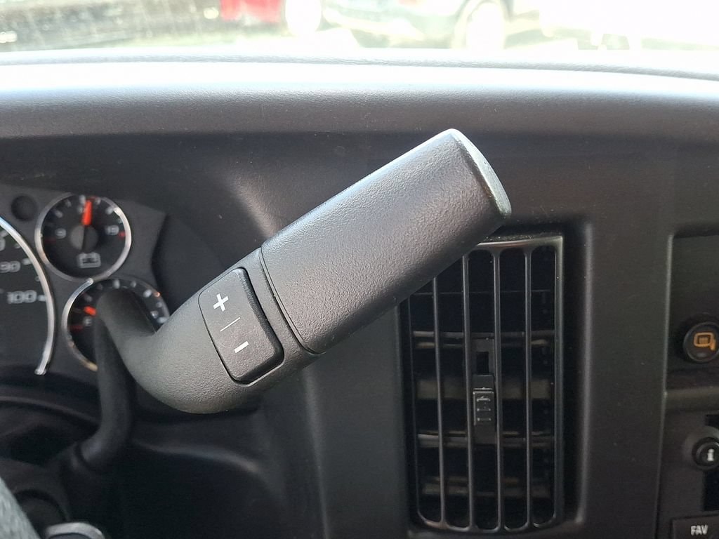 2024 Chevrolet Express Cargo Work Van - Photo 15