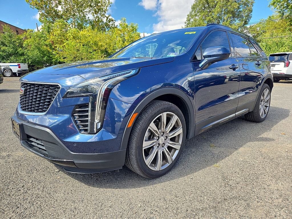 2019 Cadillac XT4 Sport photo 3