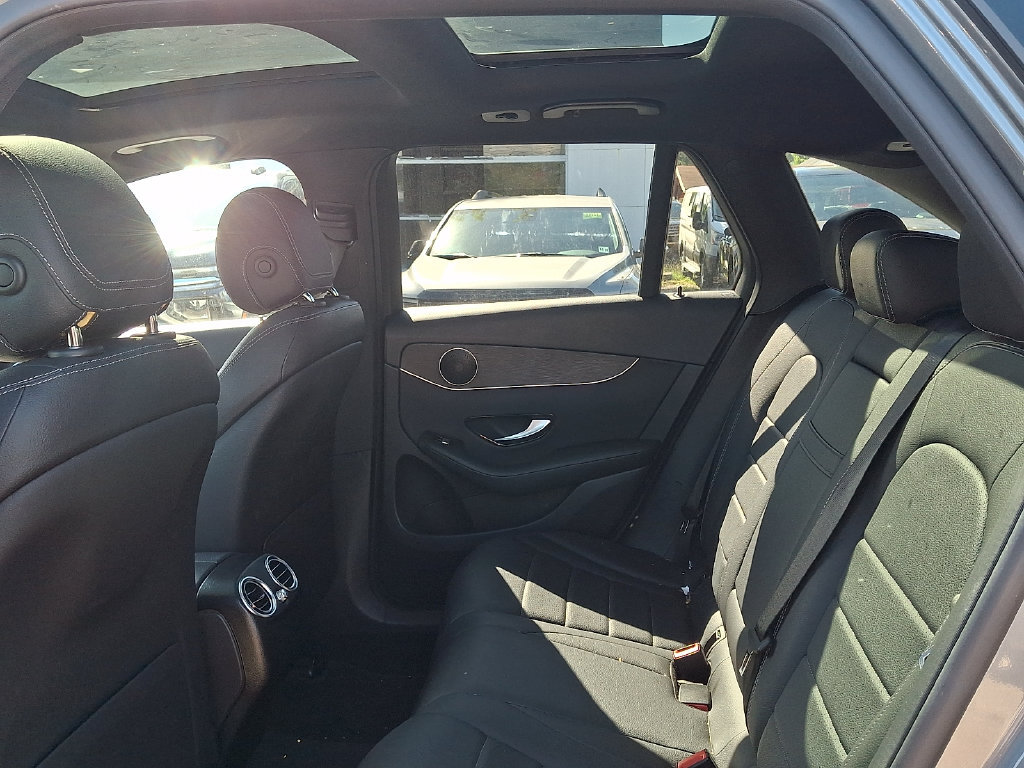 2020 Mercedes-Benz GLC GLC300 - Photo 9