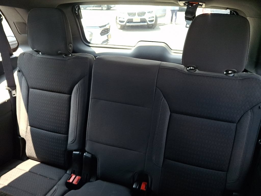 2024 GMC Yukon SLE - Photo 11