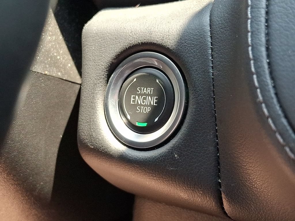 2024 GMC Yukon SLE - Photo 23