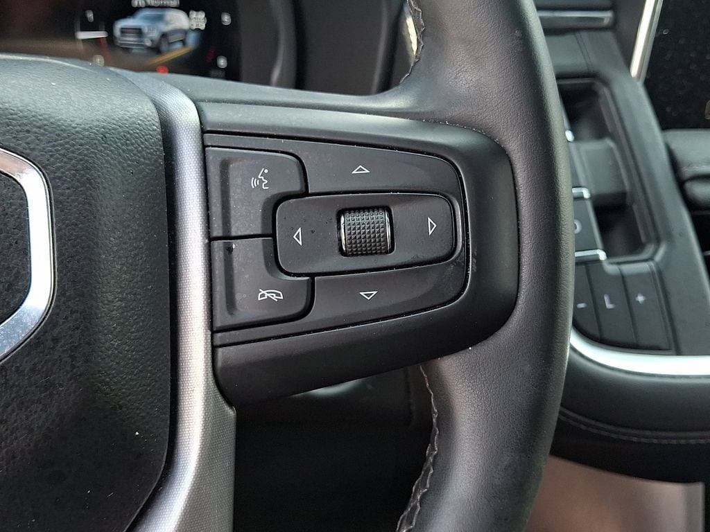 2024 GMC Yukon SLE - Photo 22