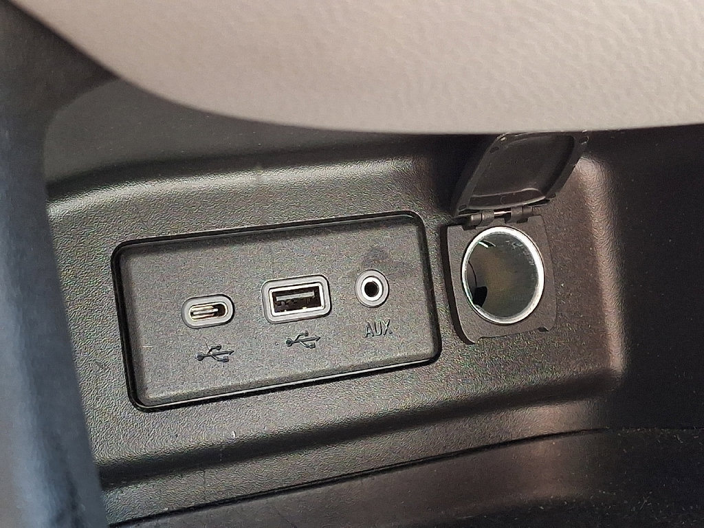2024 Chevrolet Equinox LS - Photo 26