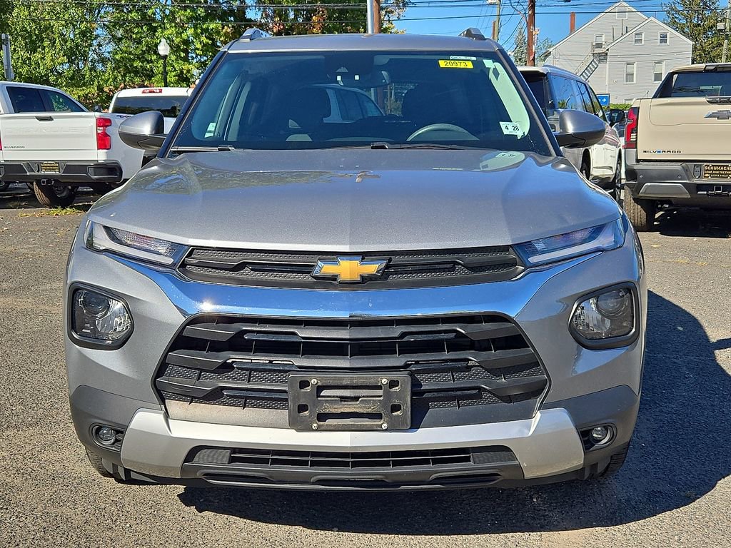2023 Chevrolet Trailblazer LT photo 2