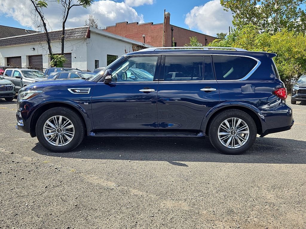 2018 Infiniti QX80 photo 2
