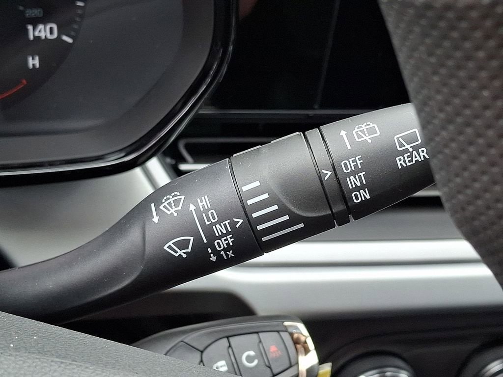 2025 Chevrolet Trax LS - Photo 24
