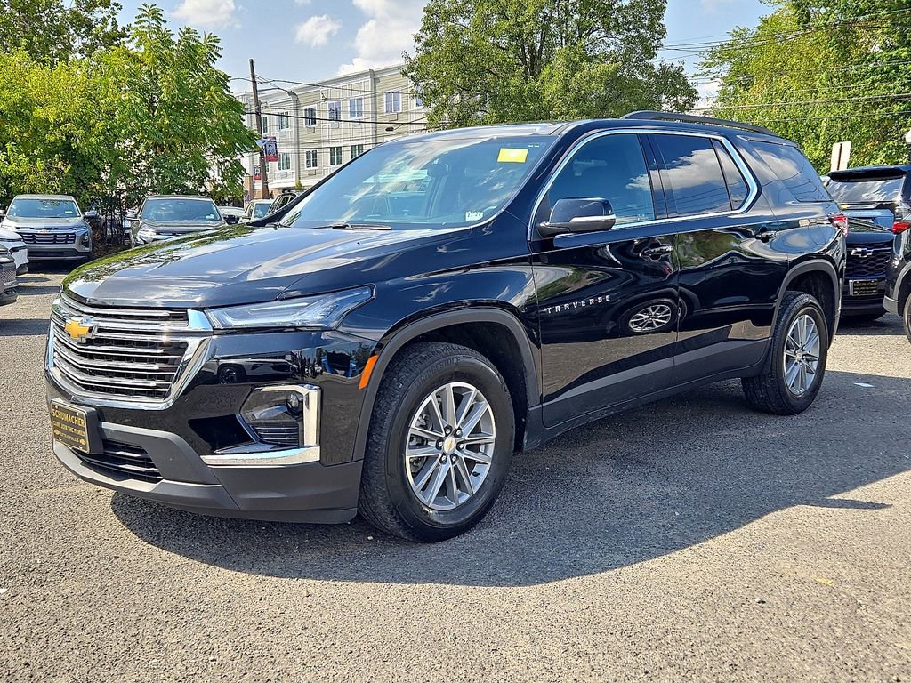2023 Chevrolet Traverse Cloth photo 3