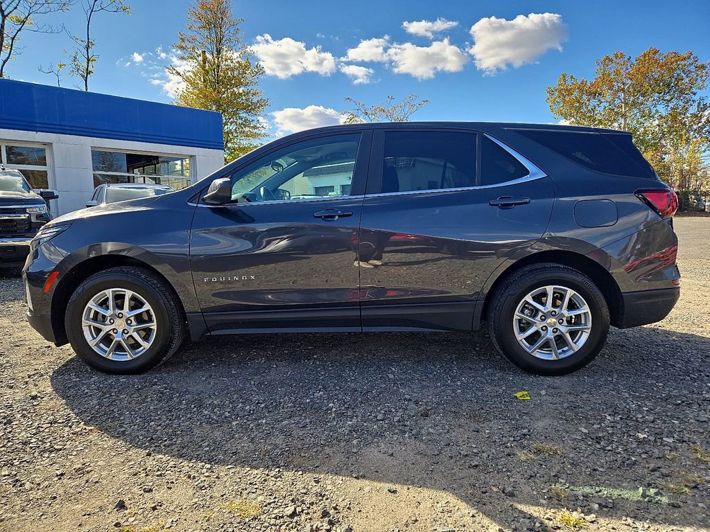 2023 Chevrolet Equinox LT photo 4
