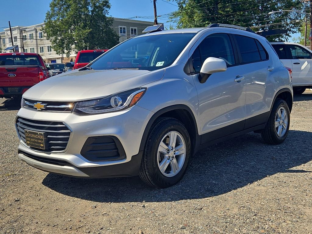 2022 Chevrolet Trax LT photo 3