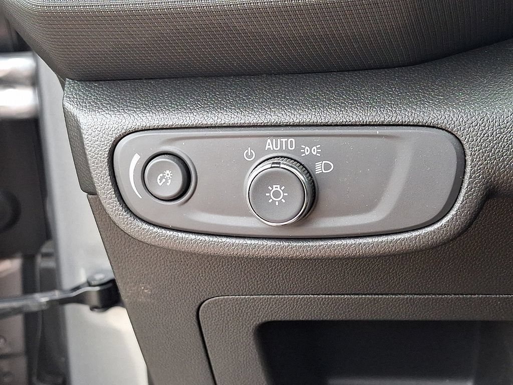 2023 Chevrolet TrailBlazer LS - Photo 22