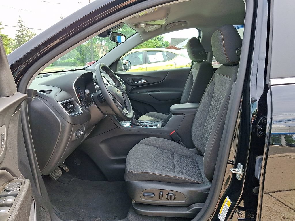2023 Chevrolet Equinox LT - Photo 13
