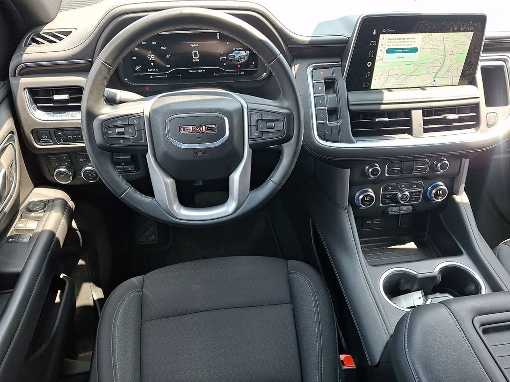 2024 GMC Yukon SLE - Photo 12
