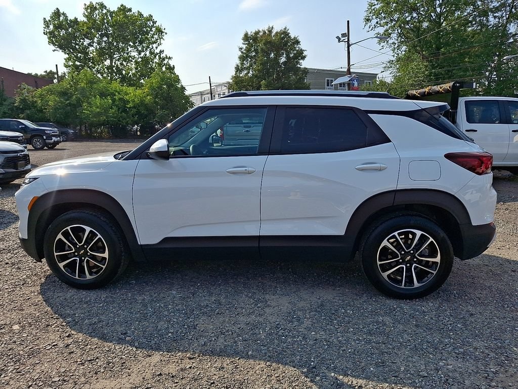Used 2024 Chevrolet Trailblazer LT SUV