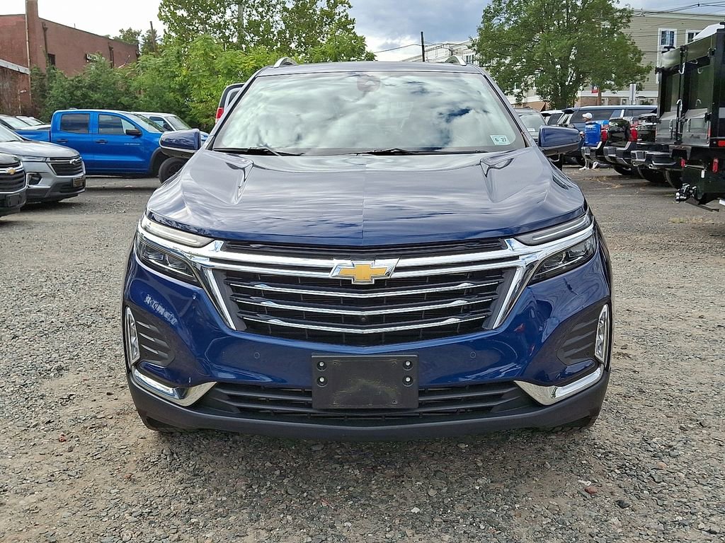 2022 Chevrolet Equinox Premier photo 2