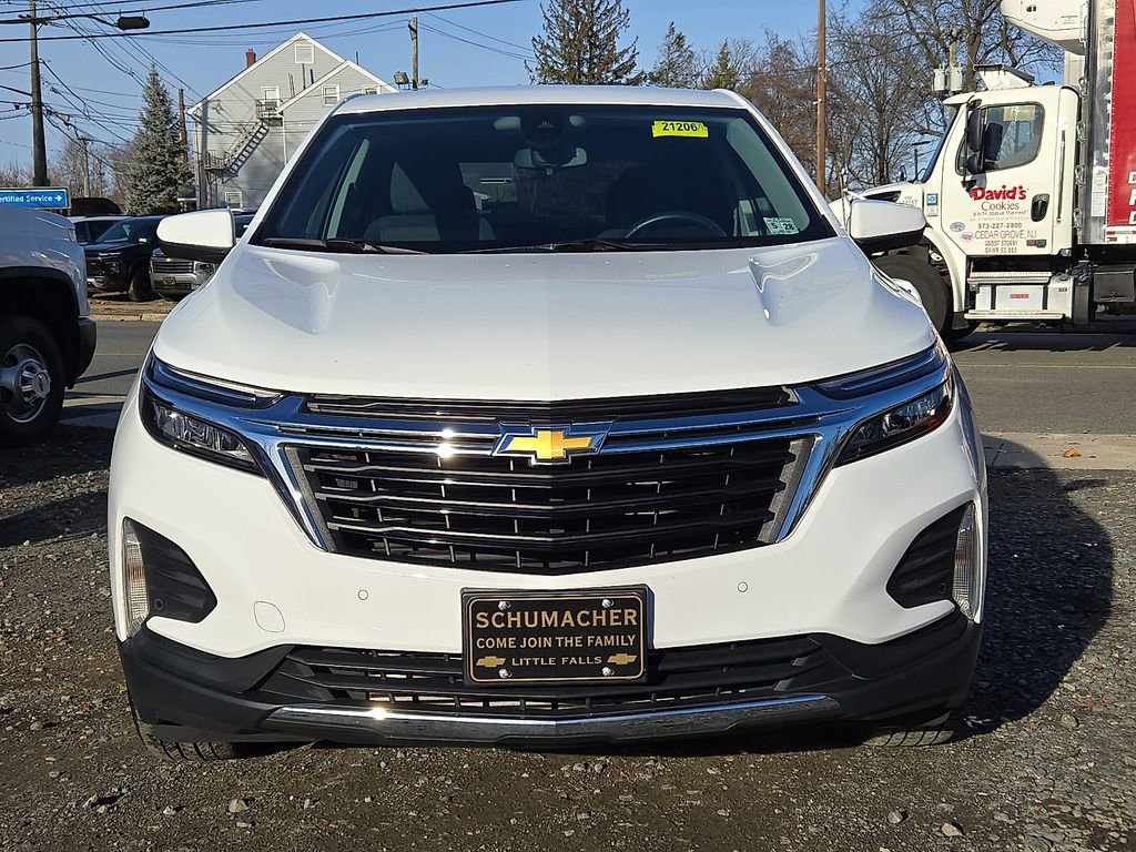 2023 Chevrolet Equinox LT photo 2