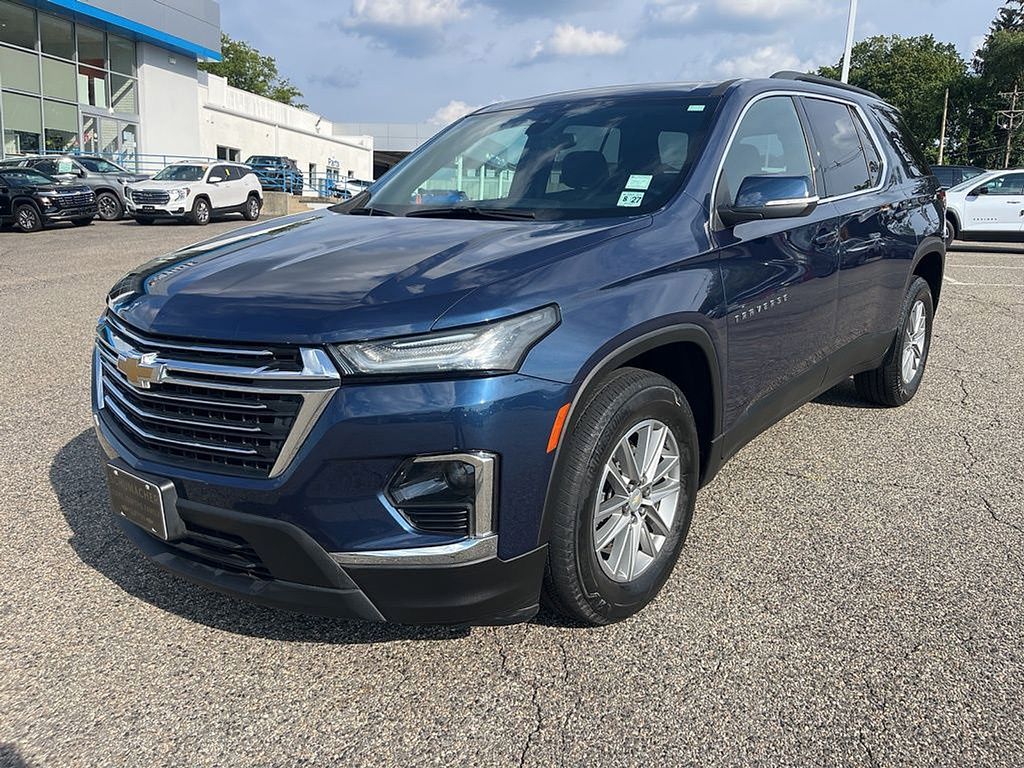 2023 Chevrolet Traverse Cloth 1LT photo 3
