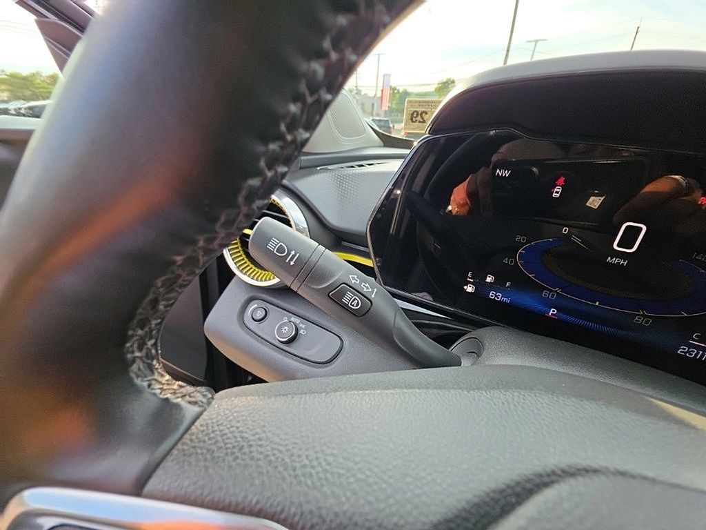 2025 Chevrolet Trax Activ - Photo 12