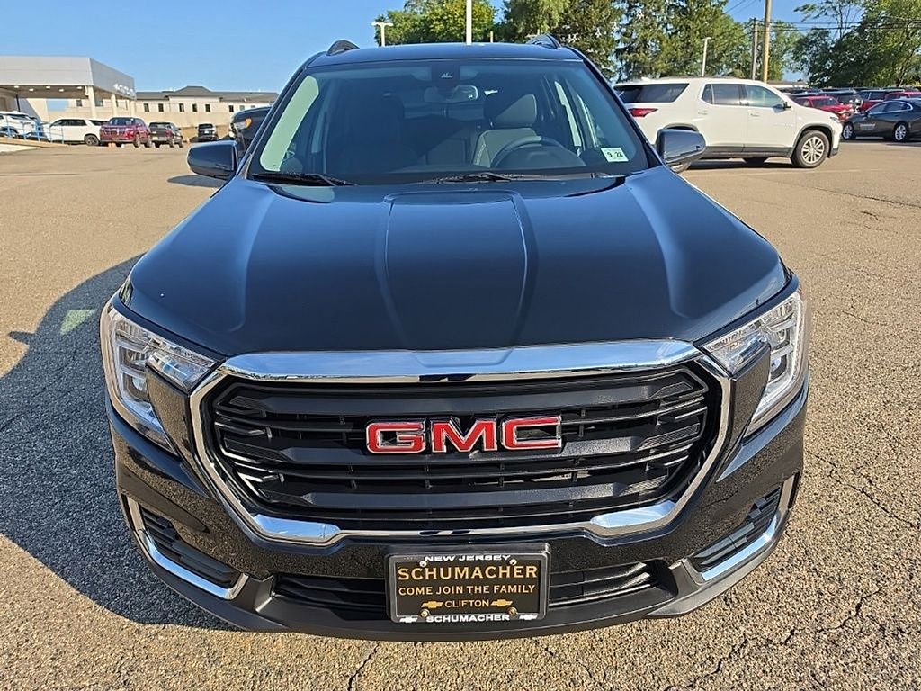 2023 GMC Terrain SLE - Photo 8