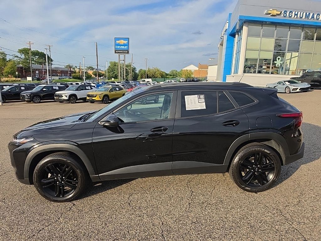 2025 Chevrolet Trax Activ - Photo 6