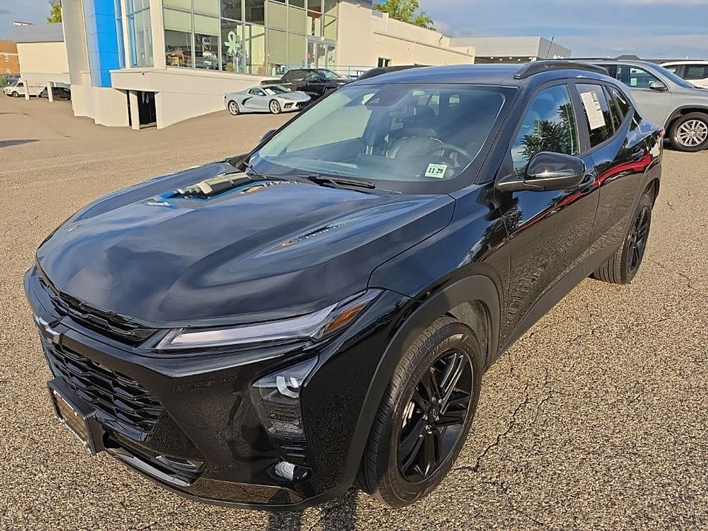2025 Chevrolet Trax Activ - Photo 7