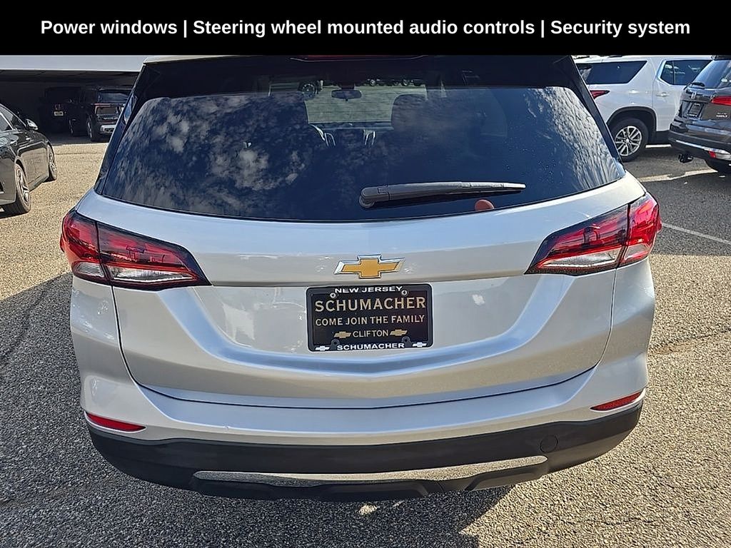 2022 Chevrolet Equinox LT photo 4