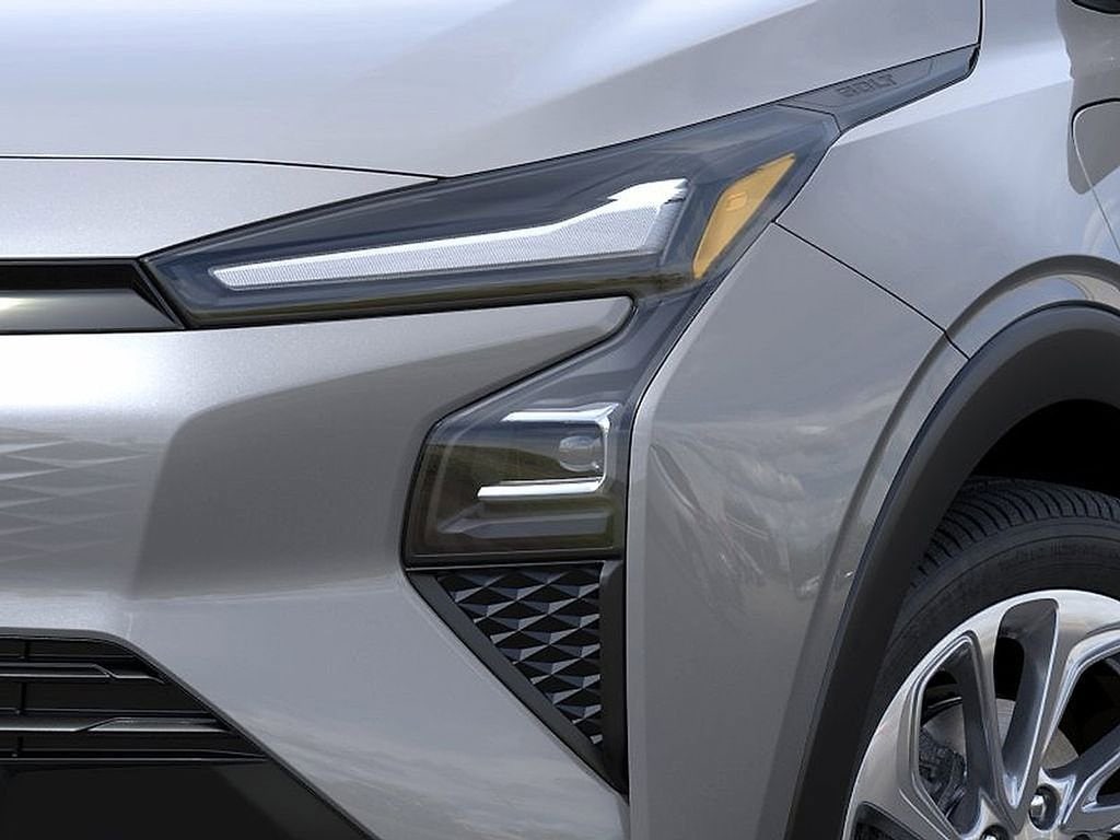 2027 Chevrolet Bolt LT - Photo 10