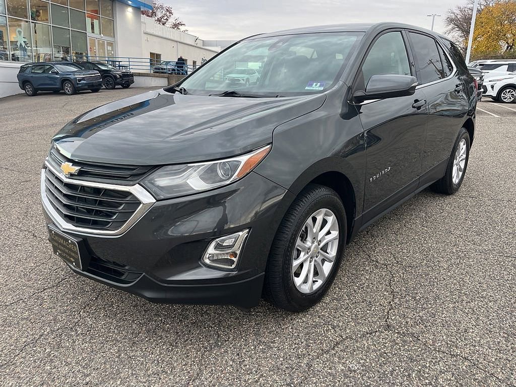 2019 Chevrolet Equinox LT photo 3