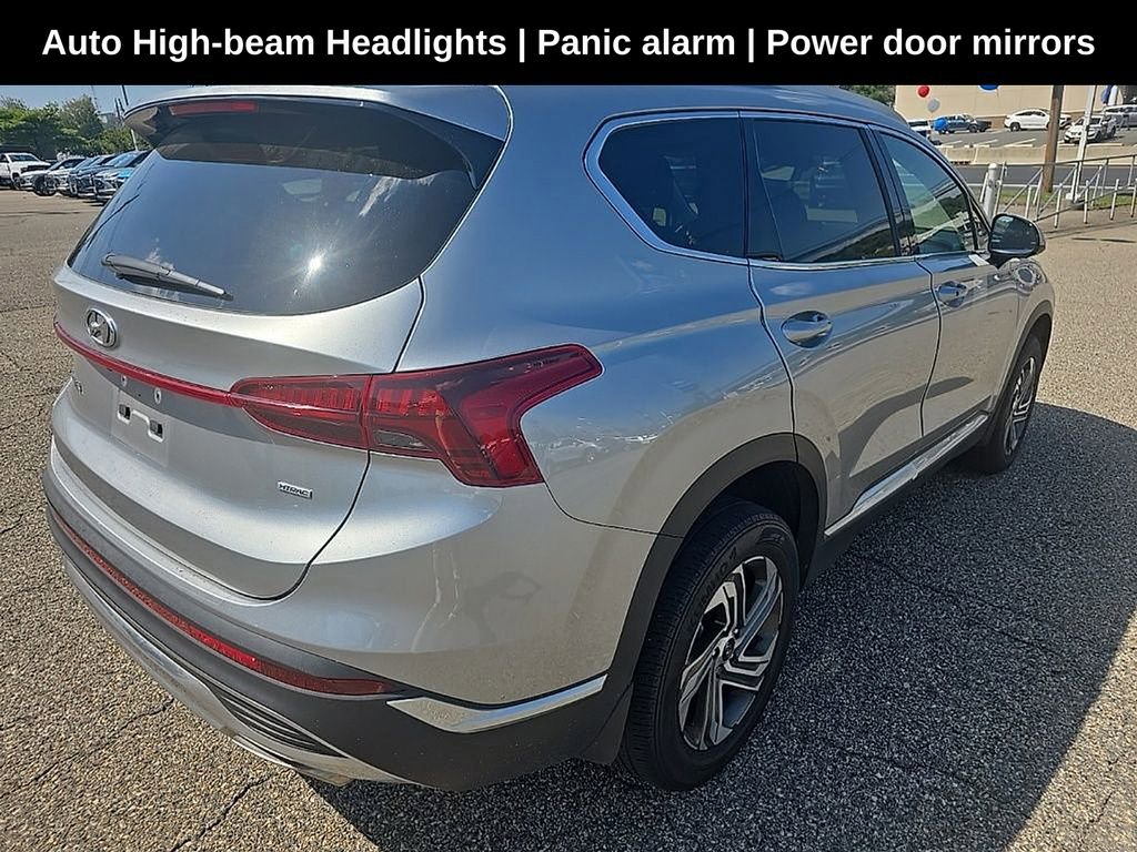 2022 Hyundai Santa Fe SEL photo 2