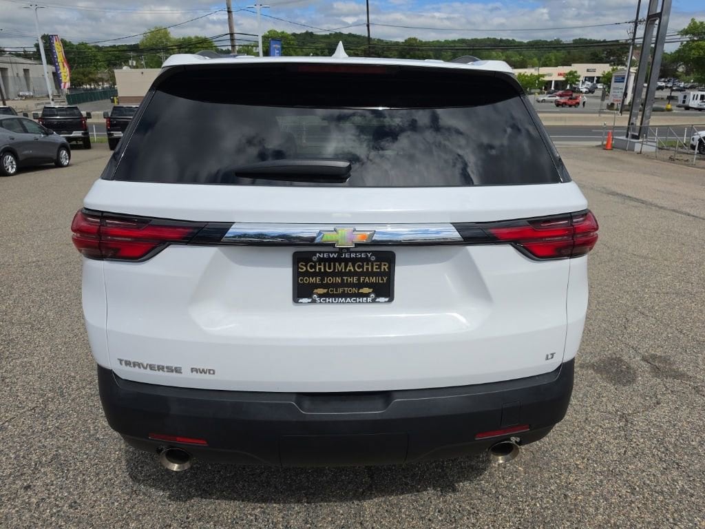 Used 2023 Chevrolet Traverse LT Cloth SUV